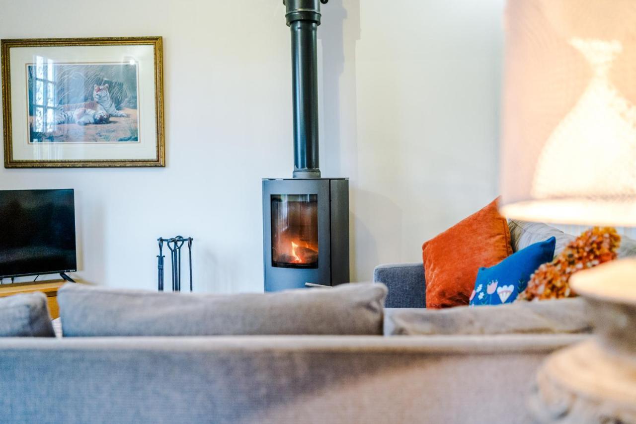 Belvedere House - Serene Countryside Escape - 4 Bedrooms Sleeps 8 Sandbach Extérieur photo