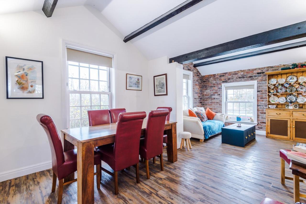 Belvedere House - Serene Countryside Escape - 4 Bedrooms Sleeps 8 Sandbach Extérieur photo